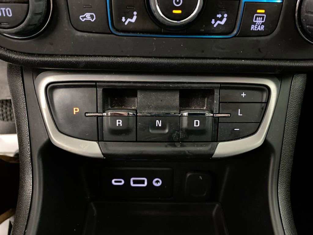 Certified 2023 GMC Terrain SLE w/ Driver Convenience Package image 19