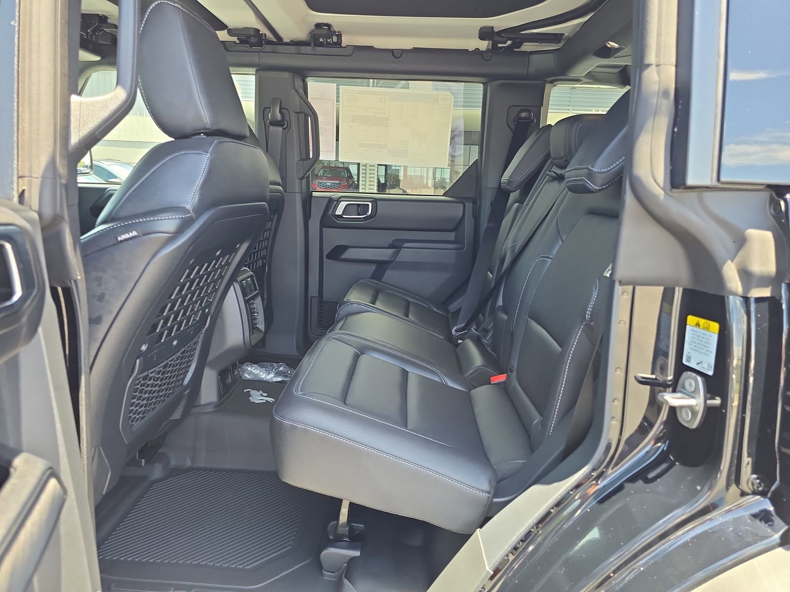 New 2025 Ford Bronco Badlands image 13