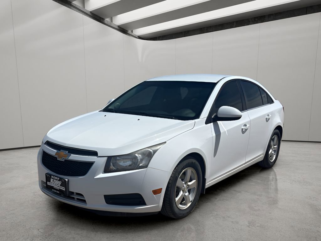 Used 2014 Chevrolet Cruze LT FWD image 1