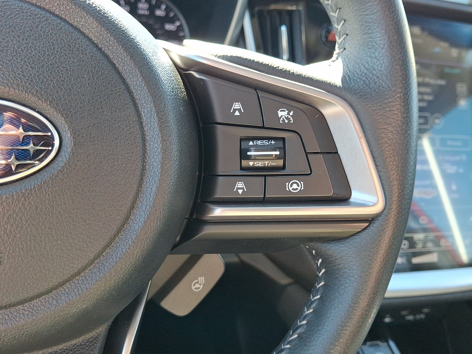 Used 2020 Subaru Outback Limited AWD/4WD image 24