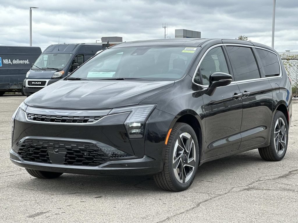 New 2027 Chrysler Pacifica Limited AWD/4WD image 6