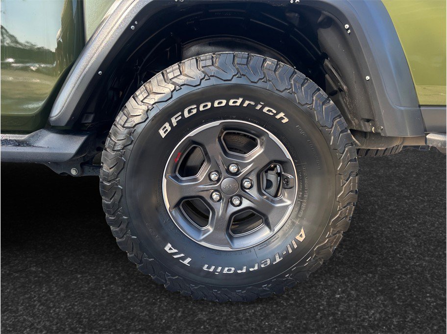 Used 2022 Jeep Gladiator Rubicon w/ LED Lighting Group AWD/4WD image 13