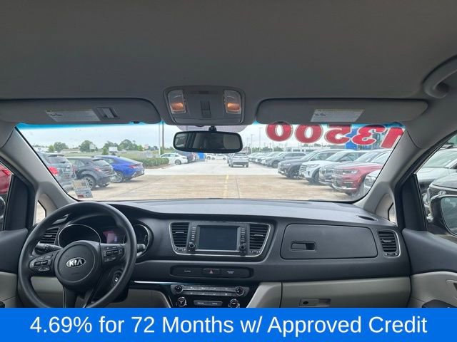 Used 2019 Kia Sedona L FWD image 9