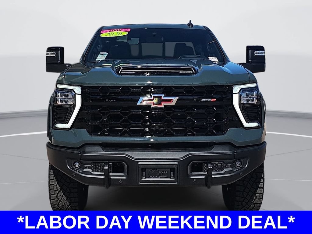 New 2026 Chevrolet Silverado 2500 ZR2 w/ ZR2 Bison Edition AWD/4WD image 8