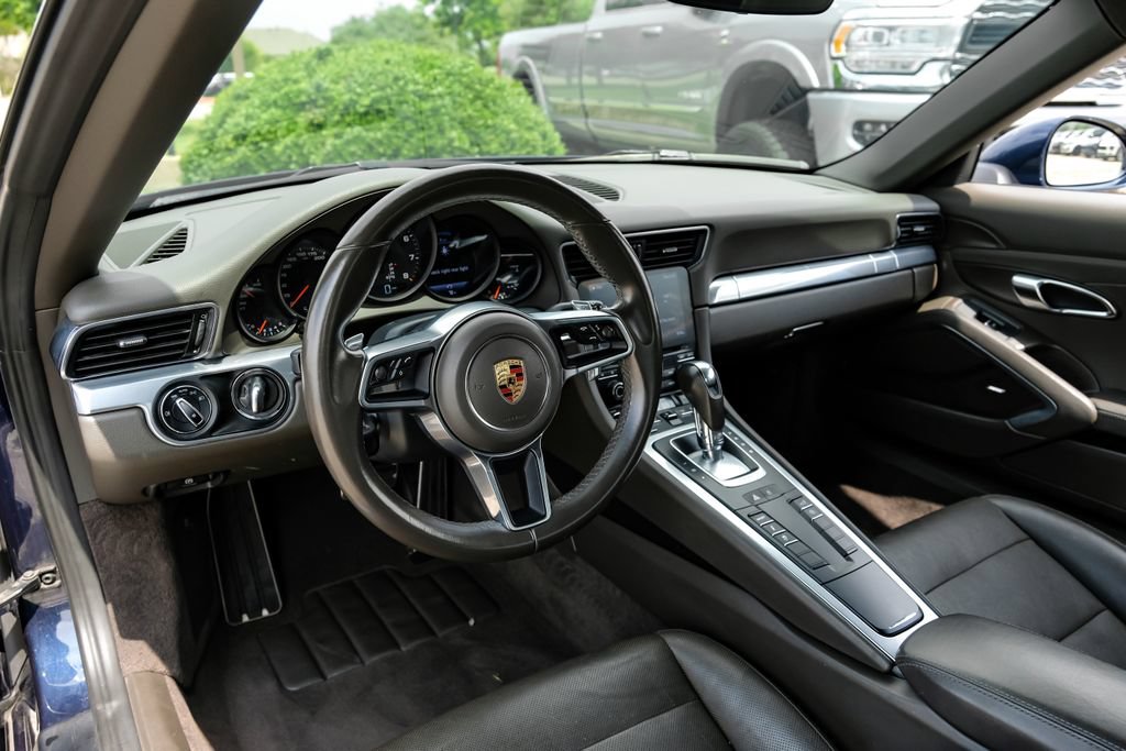 Used 2019 Porsche 911 Carrera RWD image 10