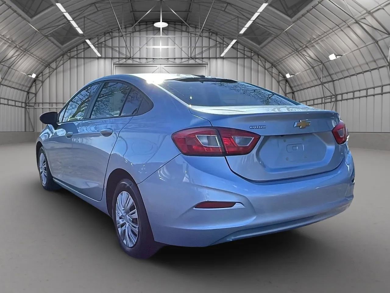 Used 2018 Chevrolet Cruze LS image 3