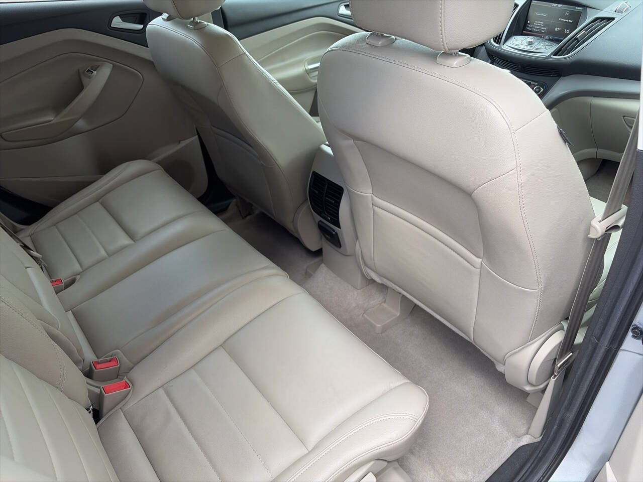 Used 2015 Ford Escape SE w/ Equipment Group 201A AWD/4WD image 12