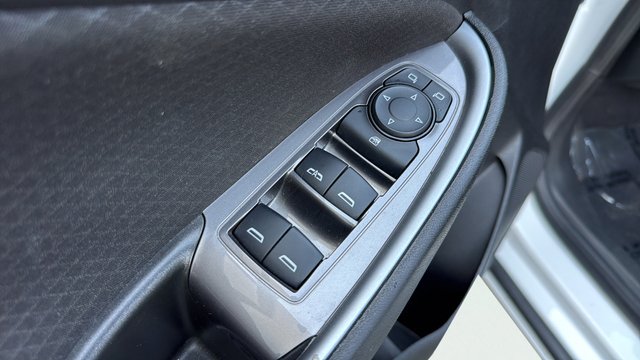 Used 2024 Chevrolet Malibu LT FWD image 12