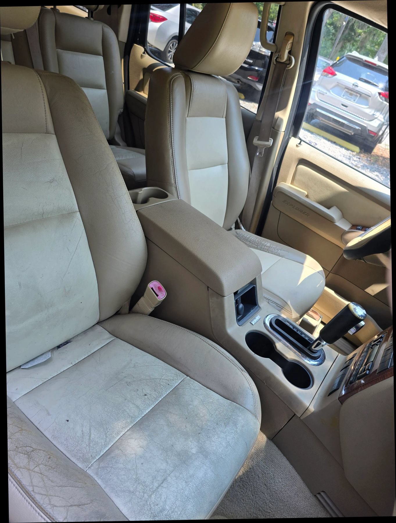 Used 2009 Ford Explorer Eddie Bauer RWD image 7
