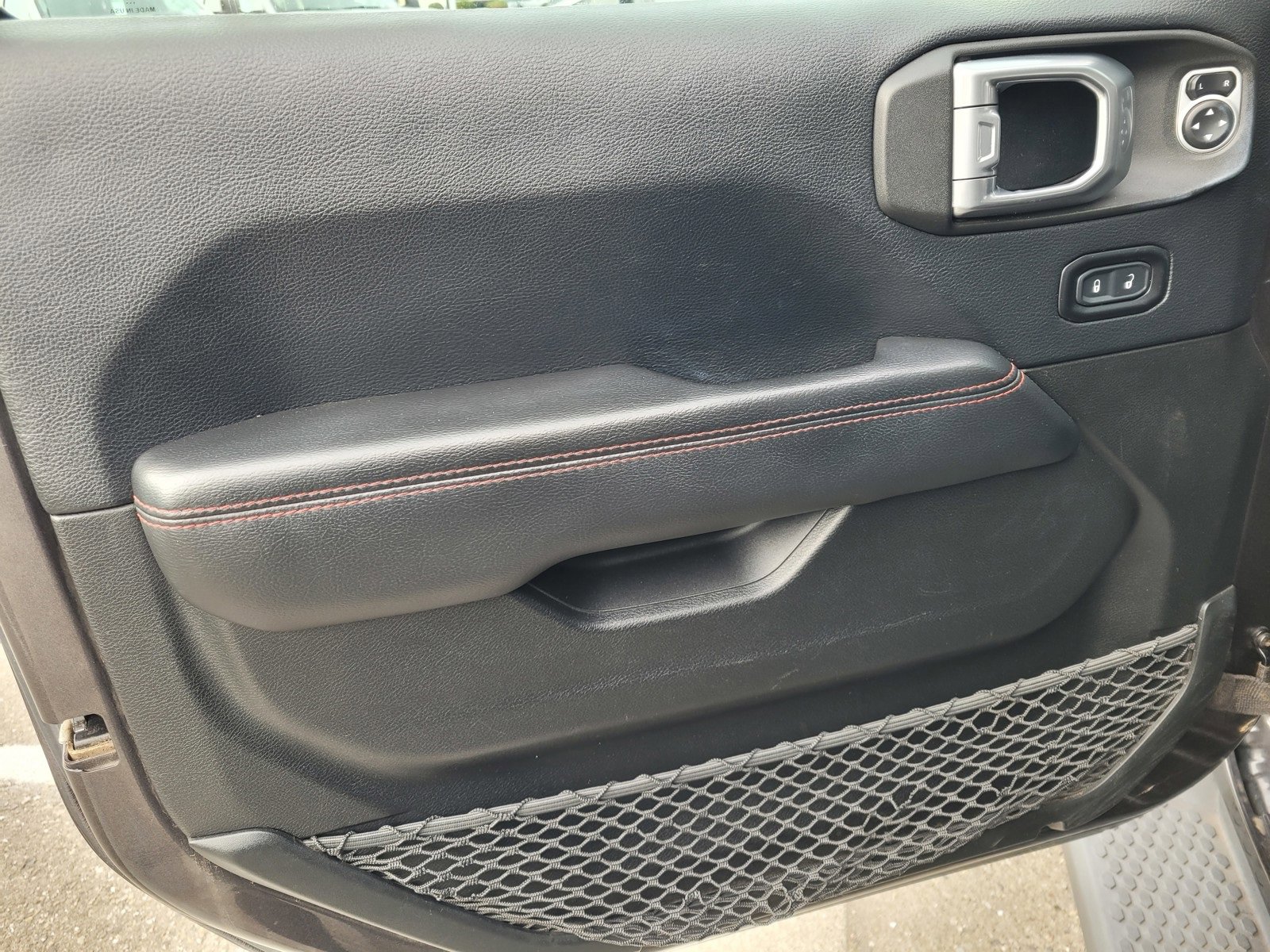 Used 2019 Jeep Wrangler Unlimited Rubicon image 16