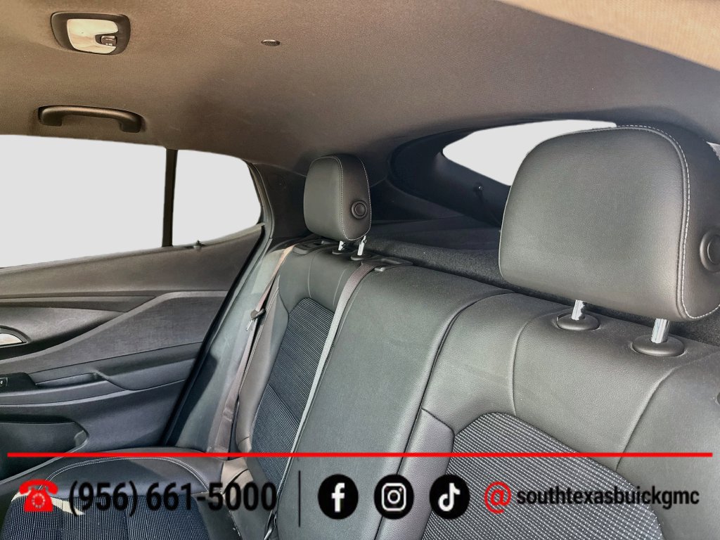 Used 2025 Buick Envista Preferred w/ Convenience II Package FWD image 23