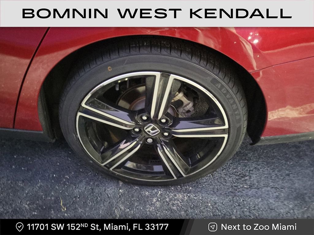 Used 2023 Honda Accord Sport image 7