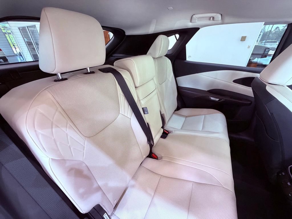 Certified 2024 Lexus RX 350 FWD w/ Technology Package image 15