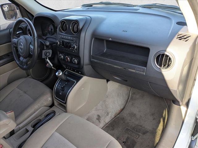 Used 2014 Jeep Patriot Latitude image 18