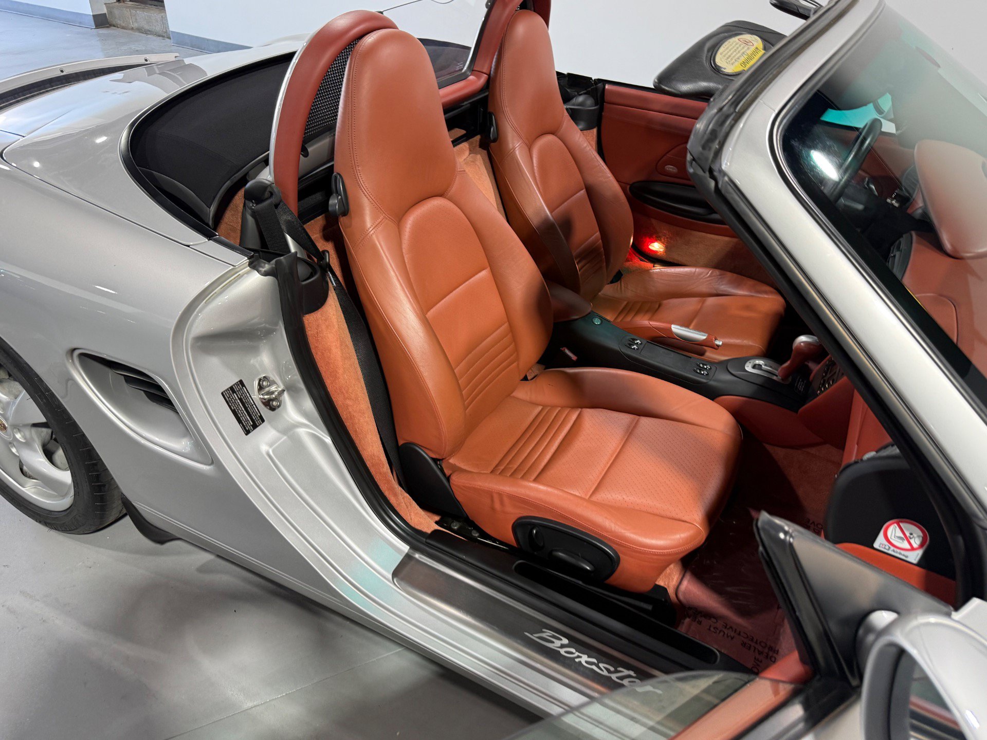 Used 2001 Porsche Boxster RWD image 42