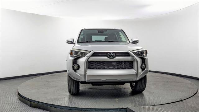Used 2020 Toyota 4Runner SR5 Premium AWD/4WD image 12