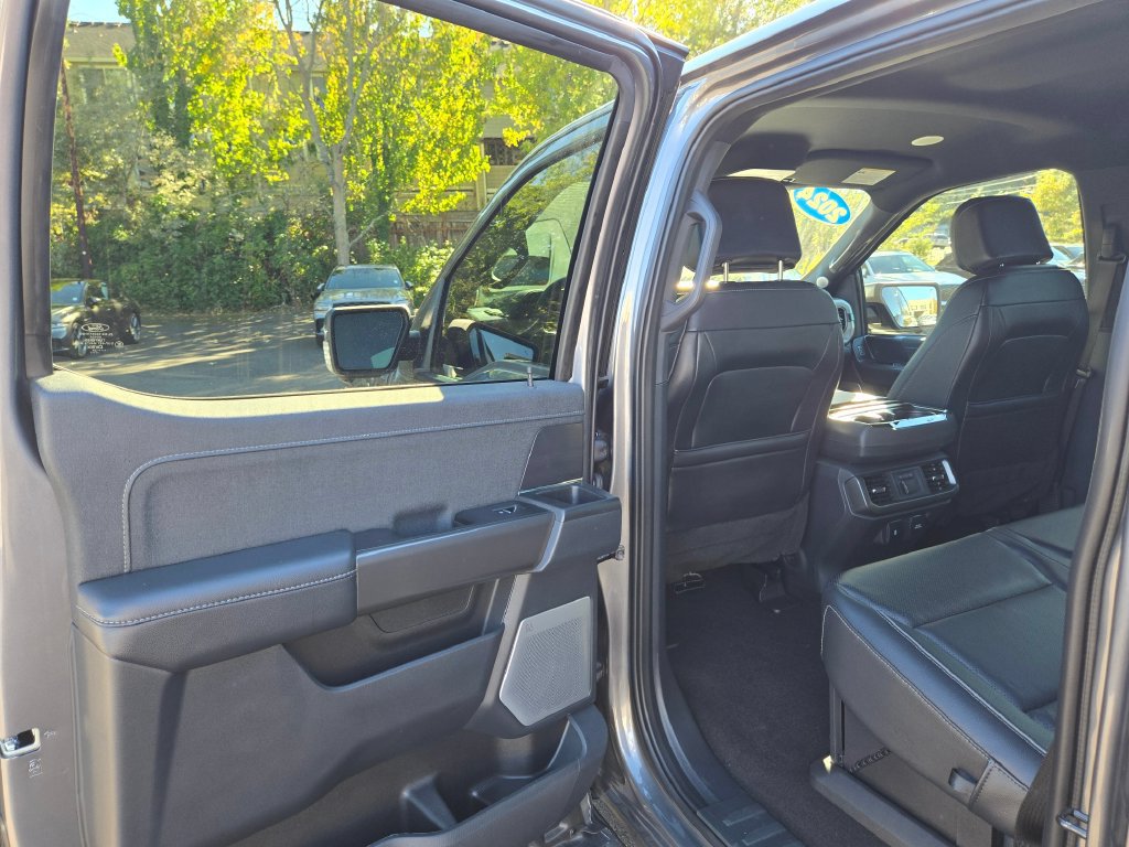 Used 2024 Ford F150 Lariat w/ Equipment Group 502A High AWD/4WD image 17