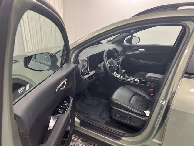 Used 2025 Kia Sportage X-Line image 12