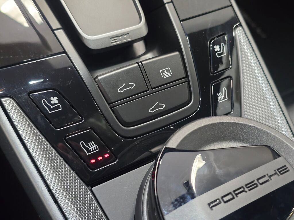 New 2026 Porsche 911 Carrera 4S image 19
