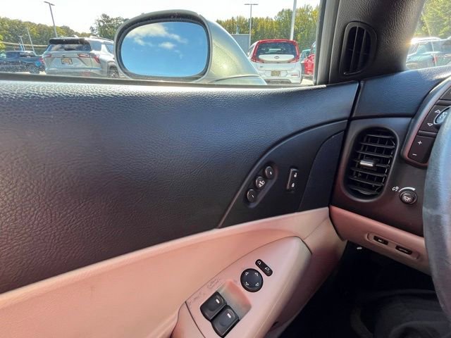 Used 2006 Chevrolet Corvette Coupe w/ Preferred Equipment Group image 16