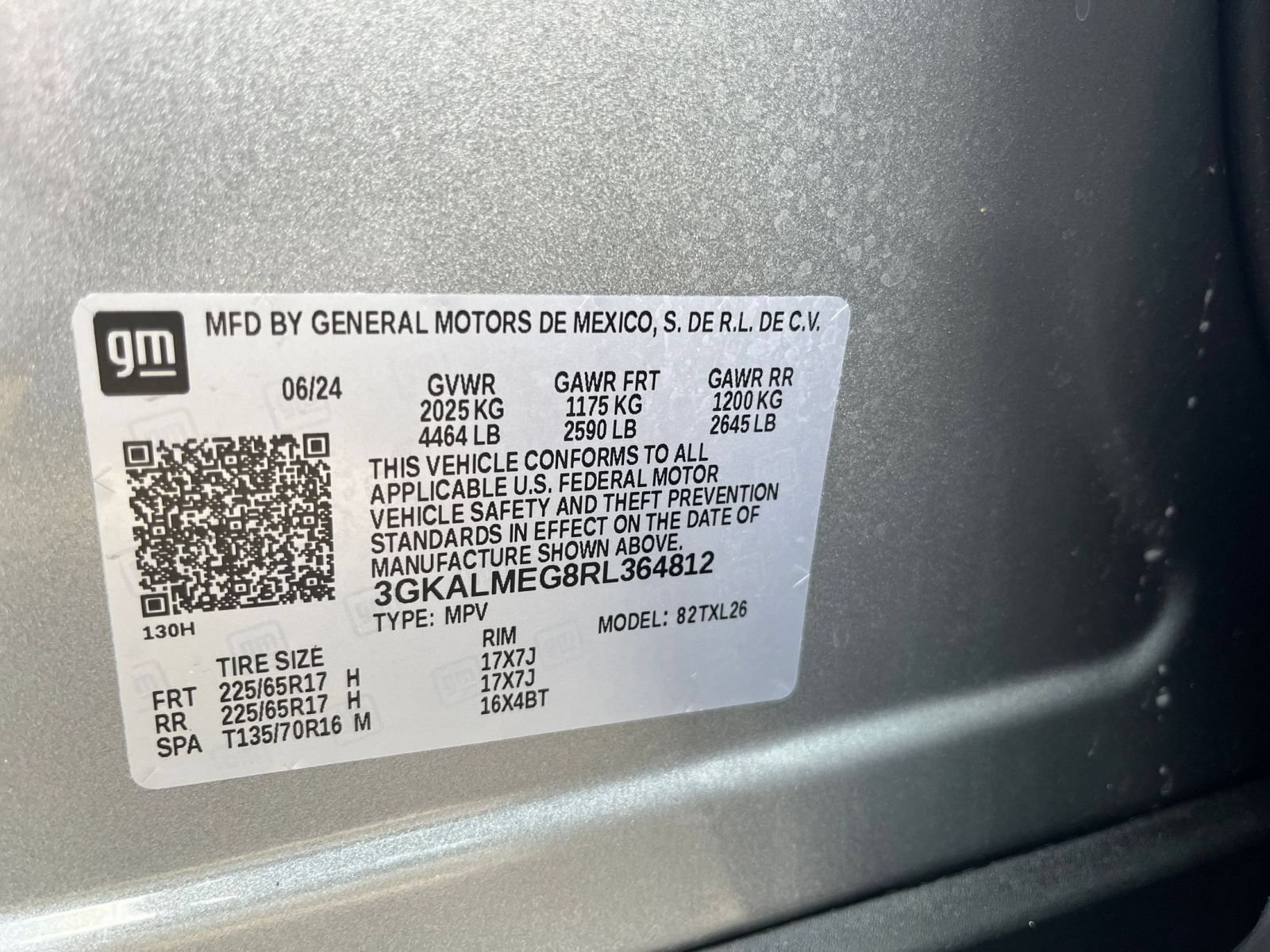 Used 2024 GMC Terrain SLE FWD image 24