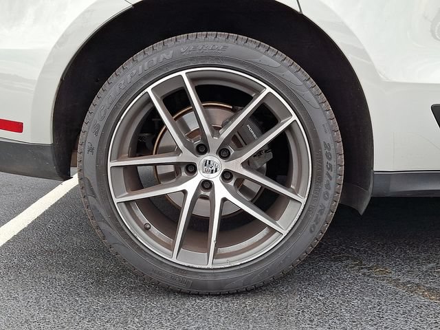Certified 2024 Porsche Macan AWD/4WD image 13