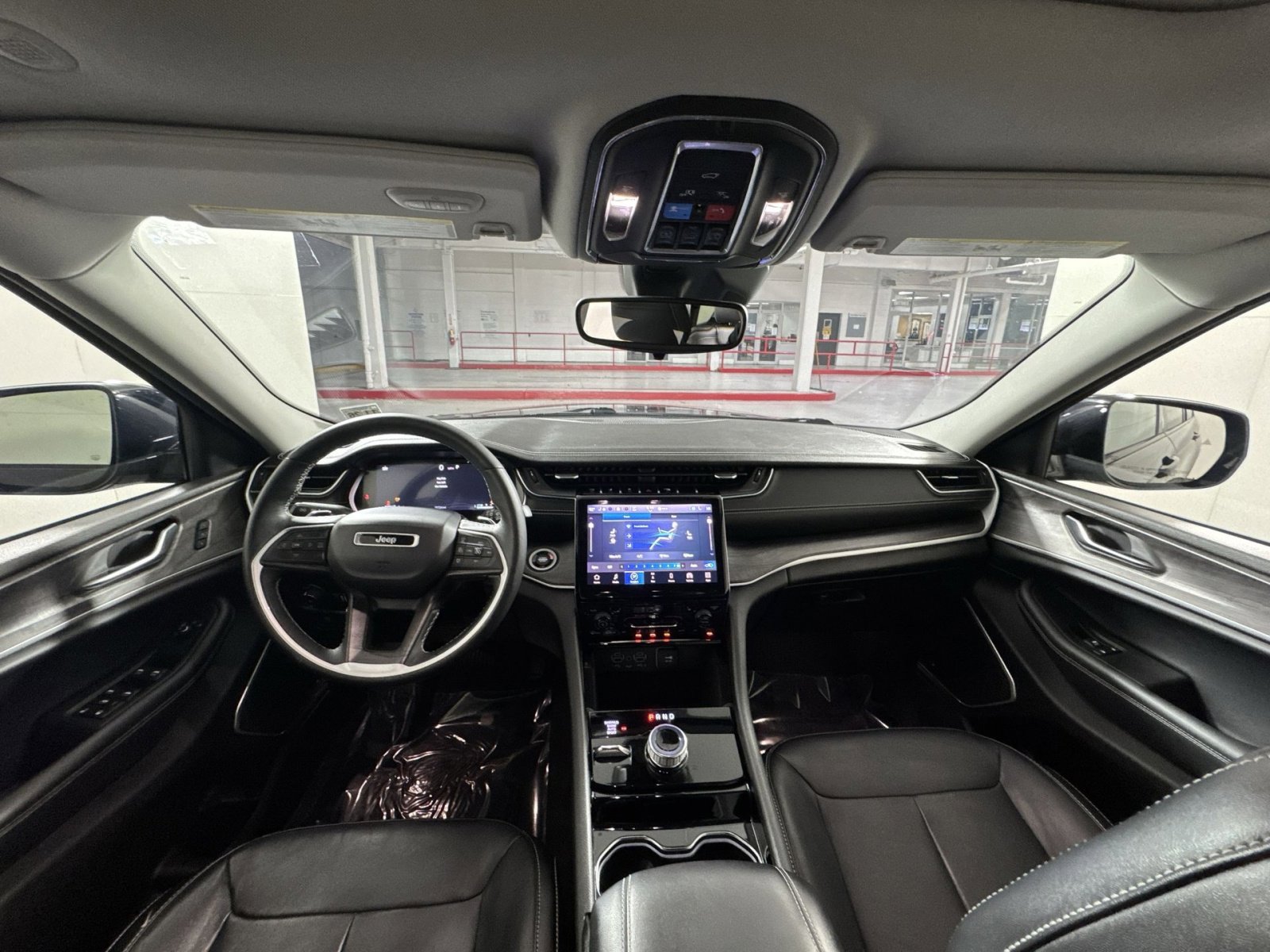 Used 2021 Jeep Grand Cherokee L Limited image 23