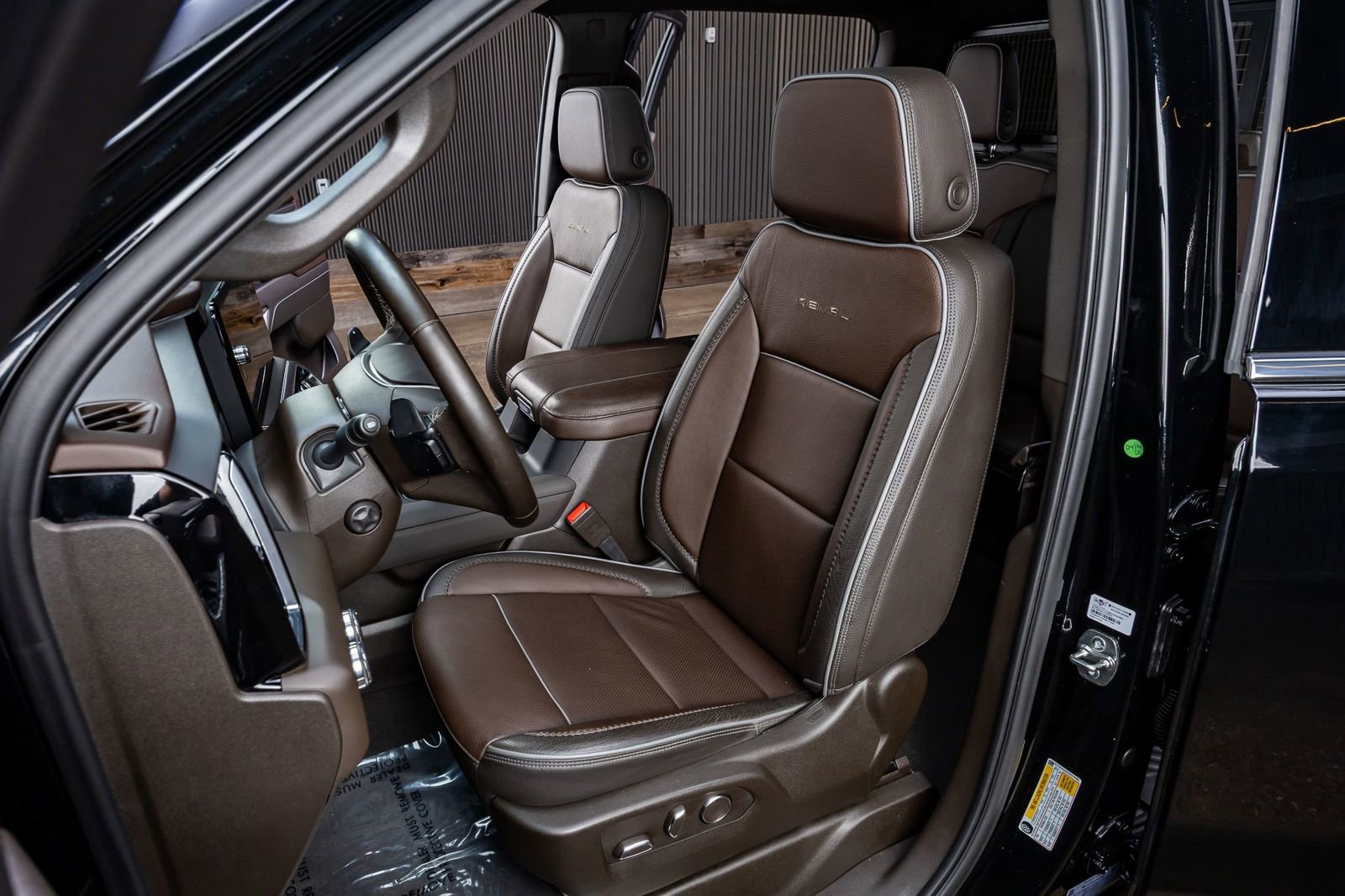 Used 2025 GMC Sierra 1500 Denali w/ Denali Reserve Package image 30