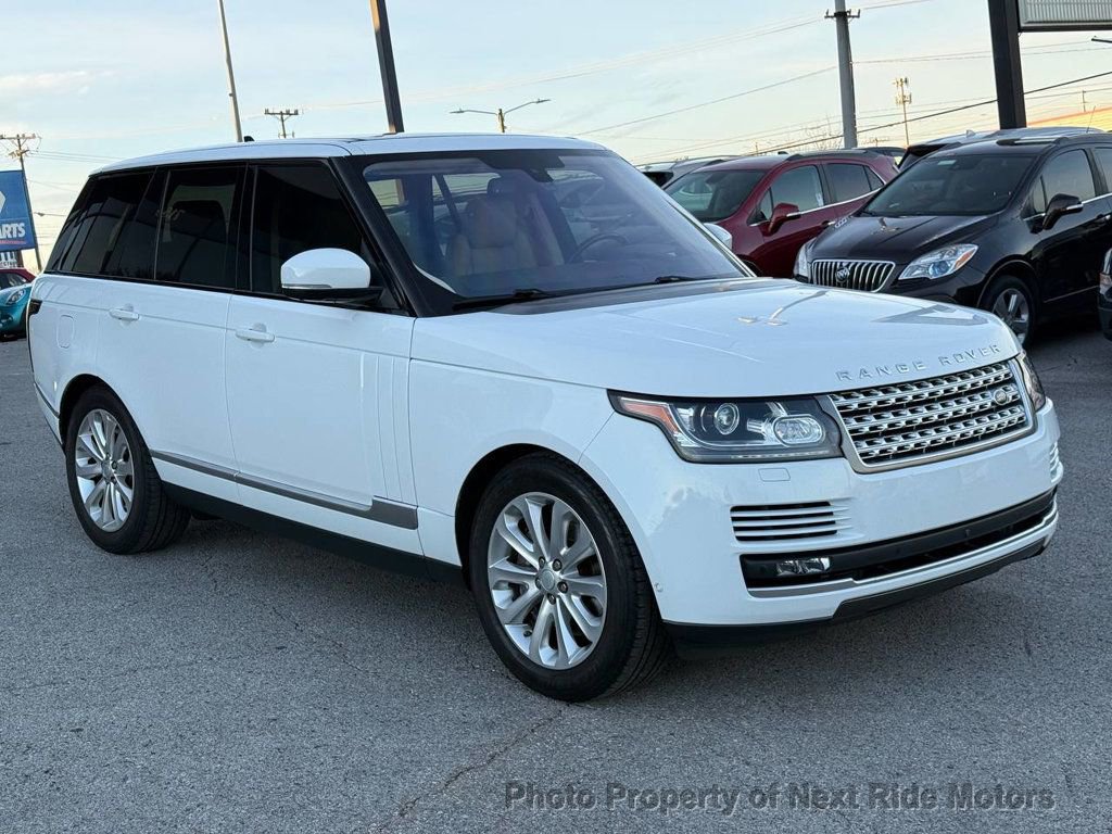 Used 2016 Land Rover Range Rover HSE image 4