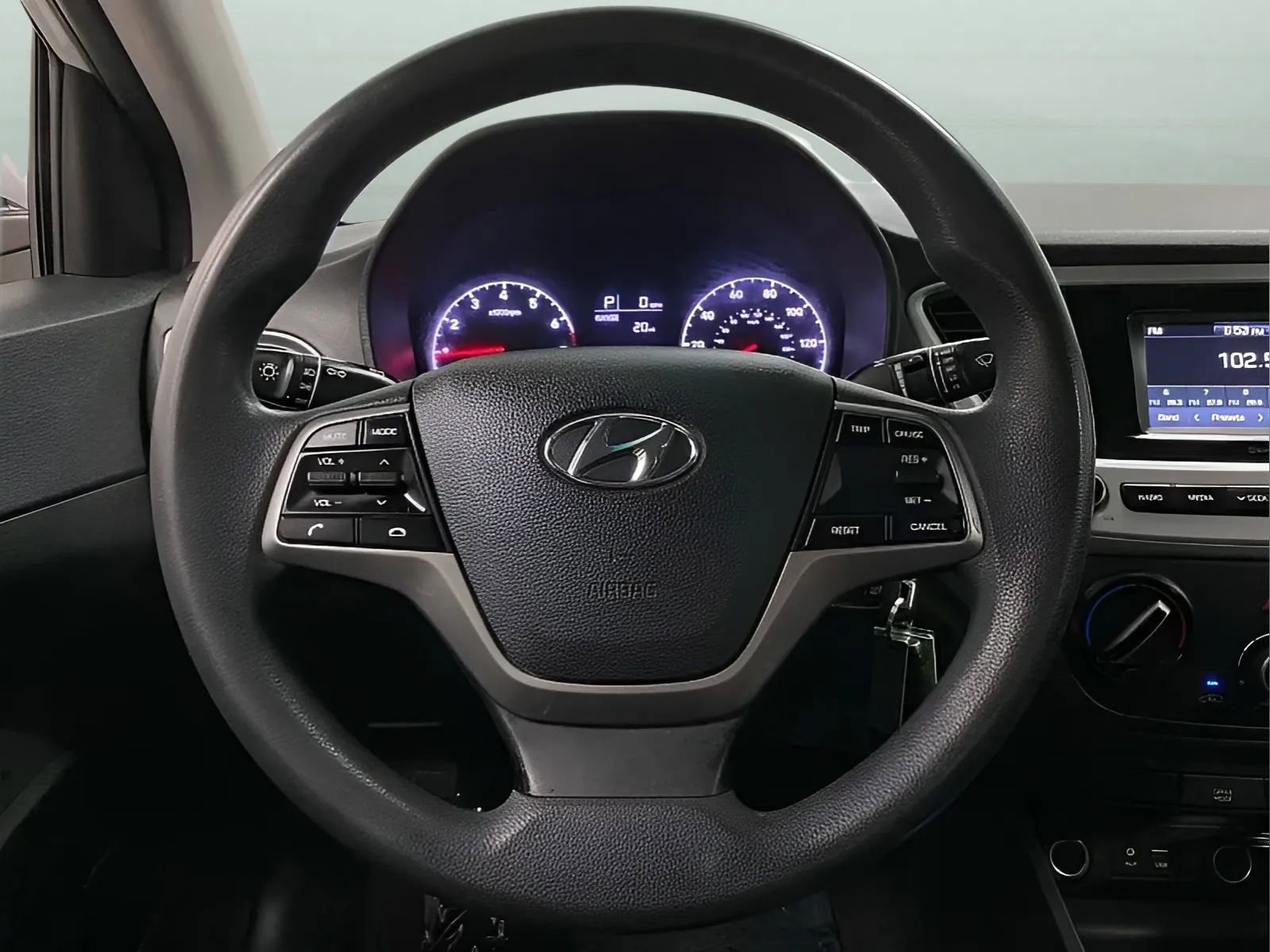 Used 2020 Hyundai Accent SE FWD image 17