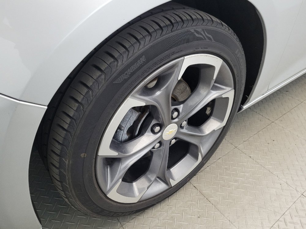 Used 2021 Chevrolet Malibu LT FWD image 31