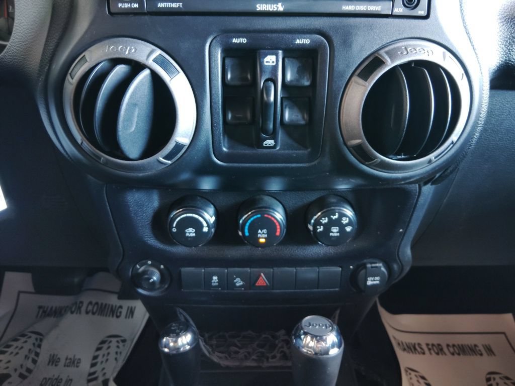 Used 2016 Jeep Wrangler Unlimited Sport AWD/4WD image 31