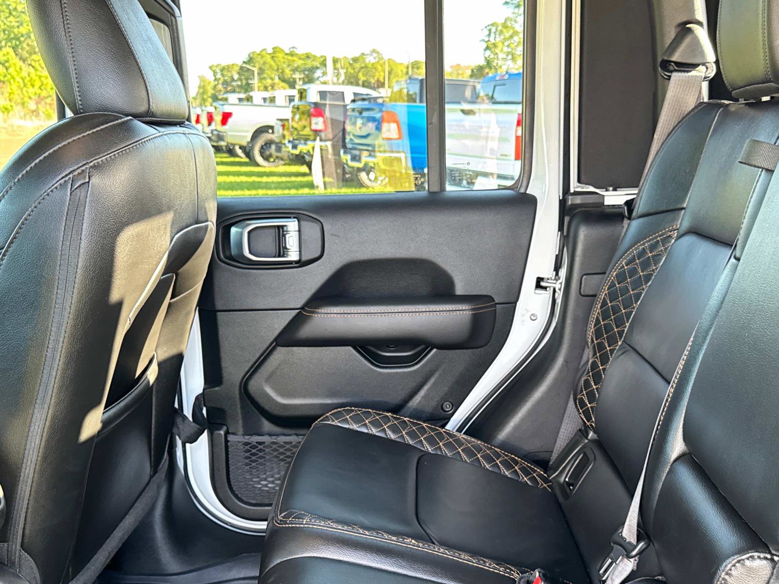 Certified 2021 Jeep Gladiator Overland image 15