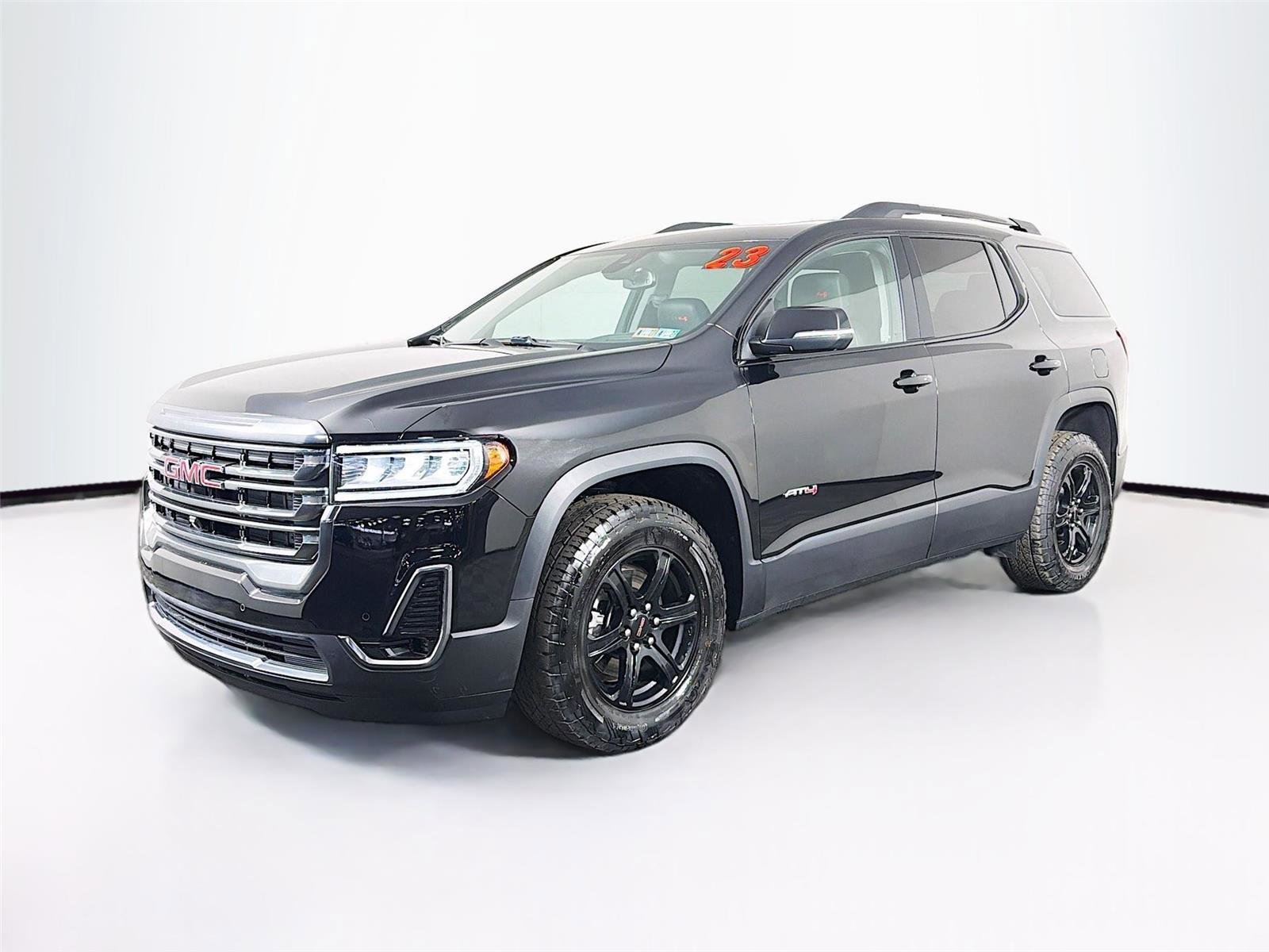 Used 2023 GMC Acadia AT4 w/ Technology Package image 3
