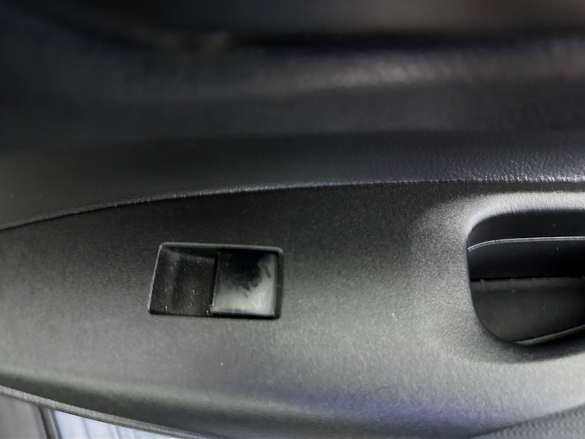 Used 2022 Toyota Corolla LE FWD image 30