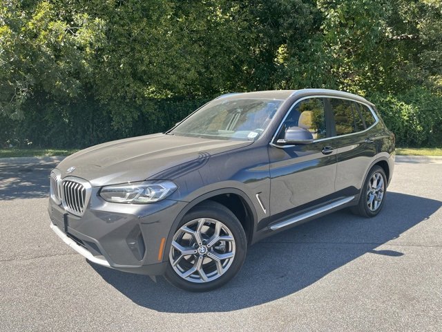 Used 2022 BMW X3 xDrive30i w/ Premium Package 2