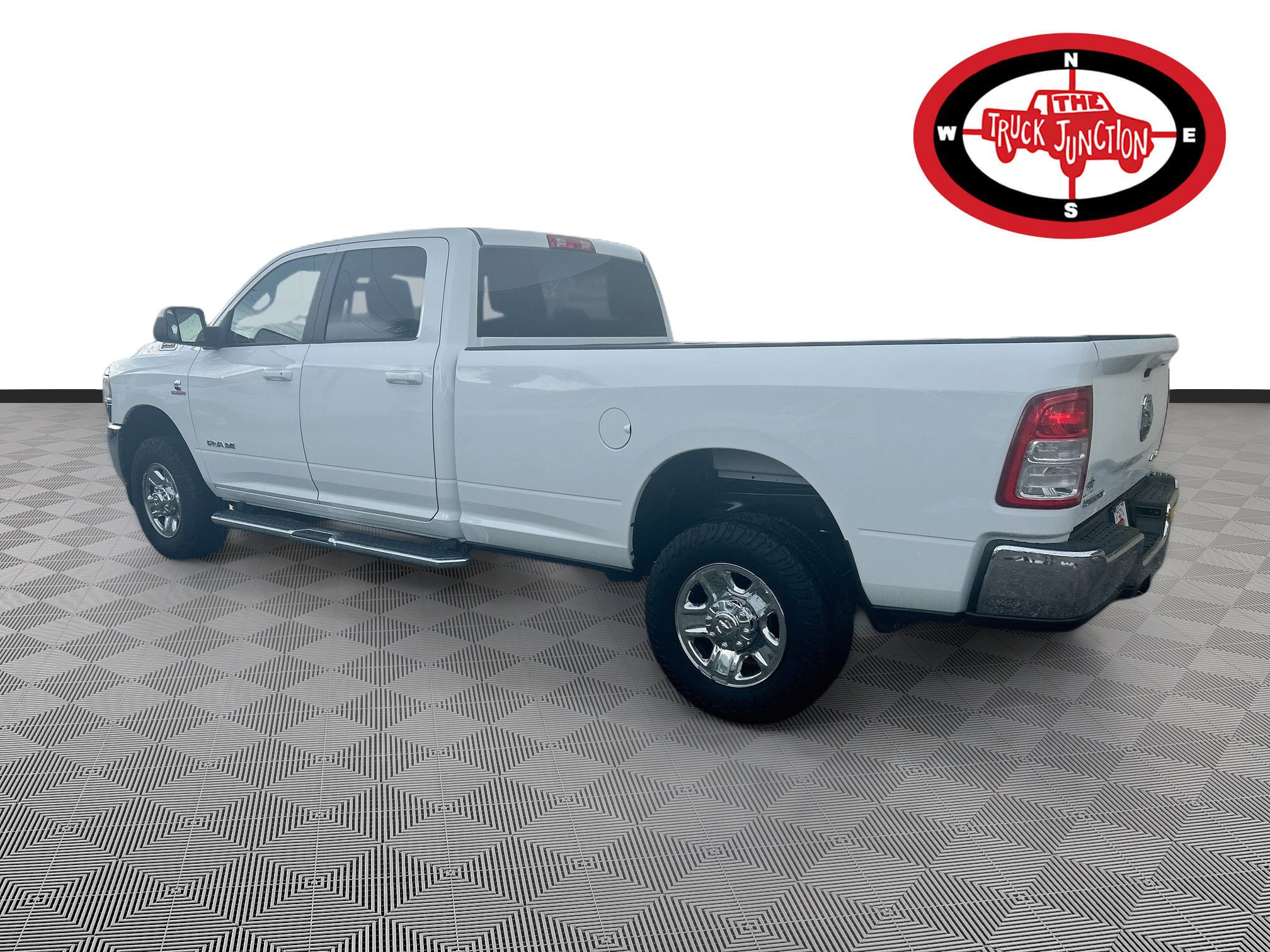 Used 2021 RAM 2500 Big Horn AWD/4WD image 5