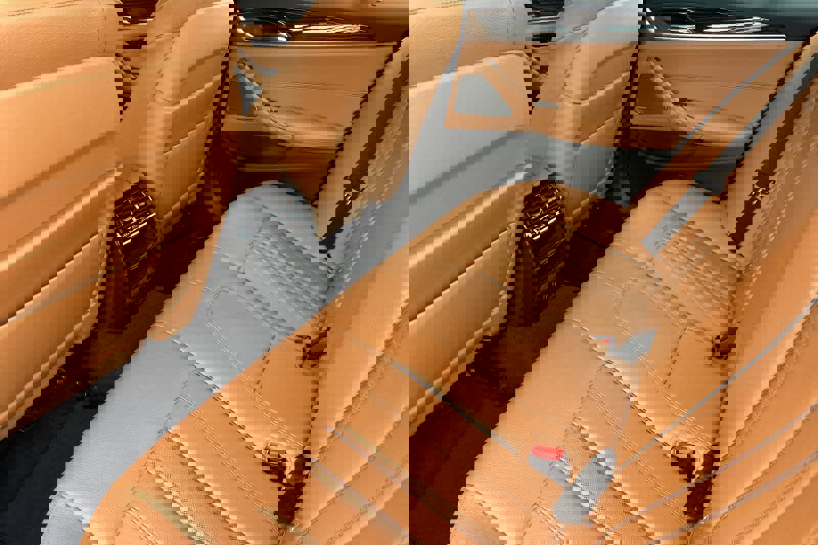 Used 2019 BMW 530e image 4