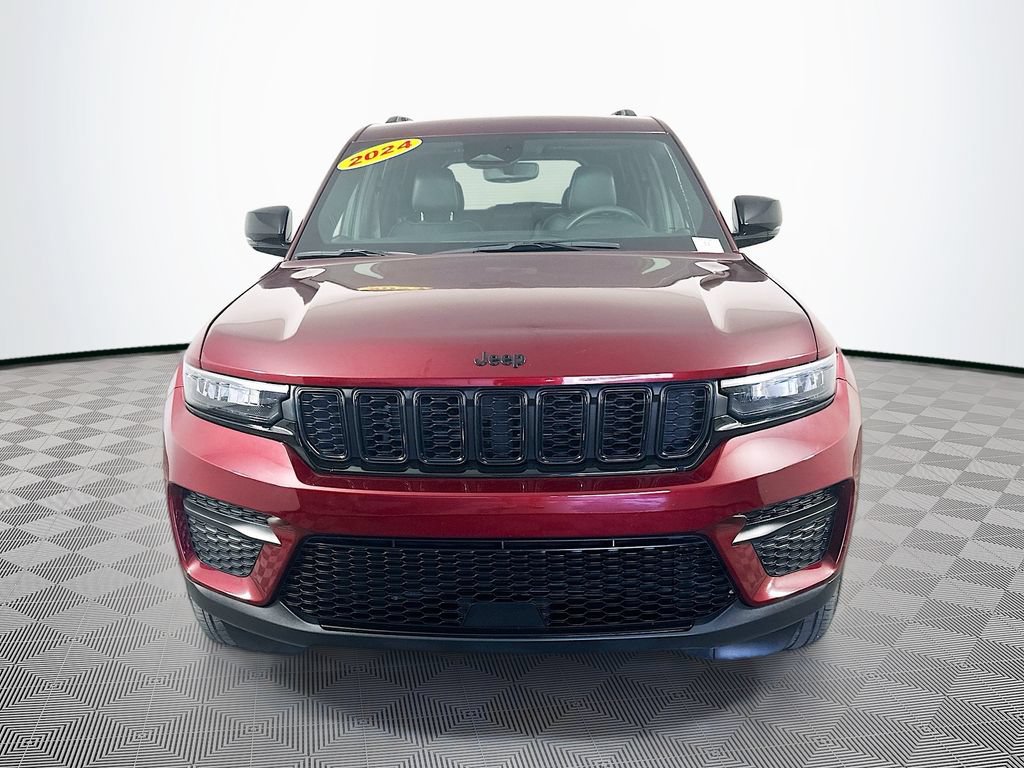 Certified 2024 Jeep Grand Cherokee Altitude AWD/4WD image 4