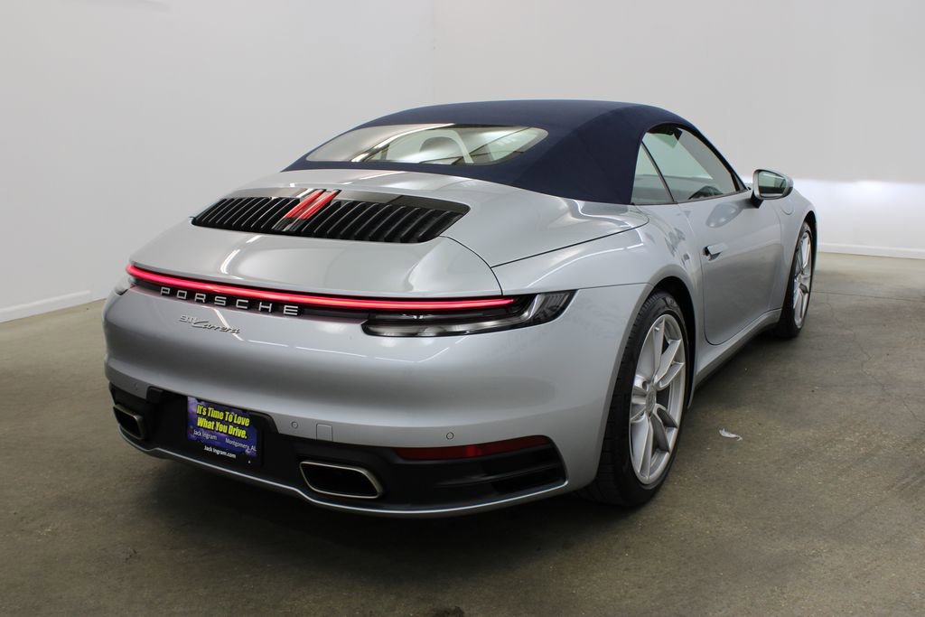 Certified 2022 Porsche 911 Carrera image 7