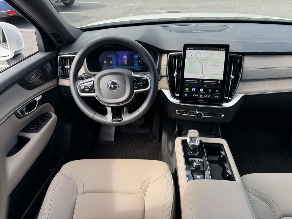 Used 2026 Volvo XC90 B6 Plus w/ Protection Package Premier AWD/4WD image 11