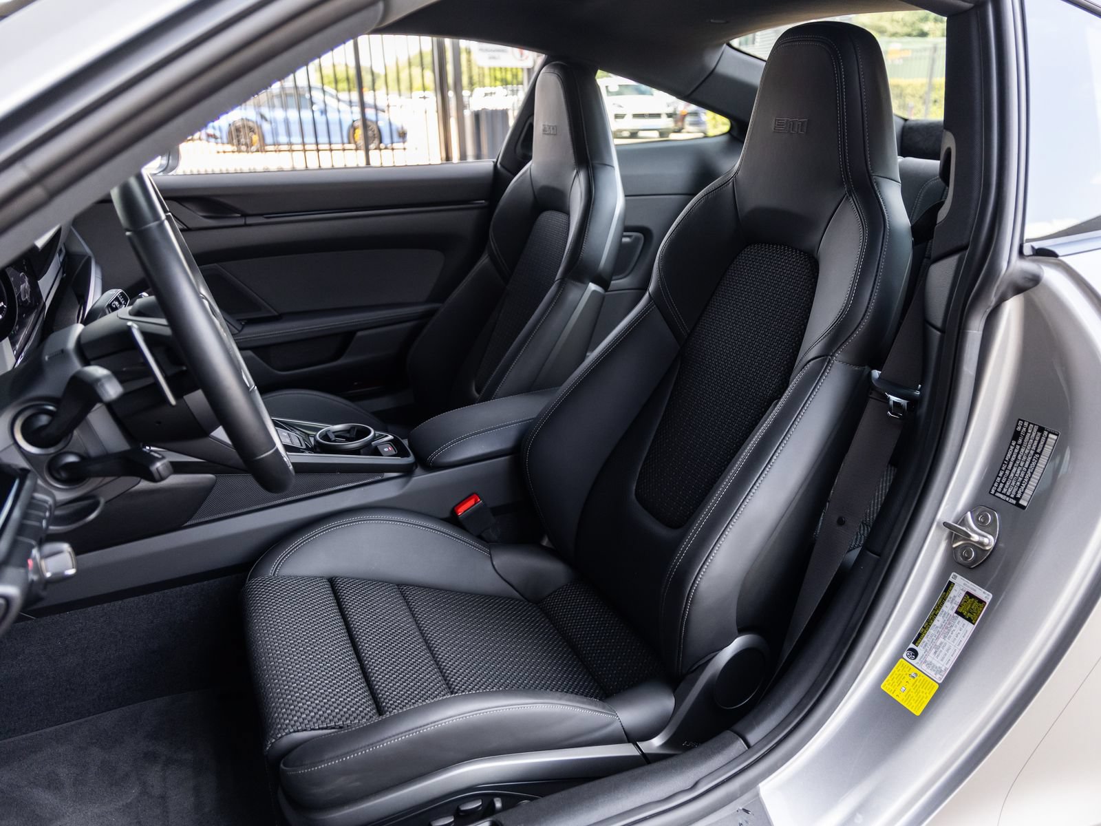 Certified 2023 Porsche 911 Carrera T RWD image 5