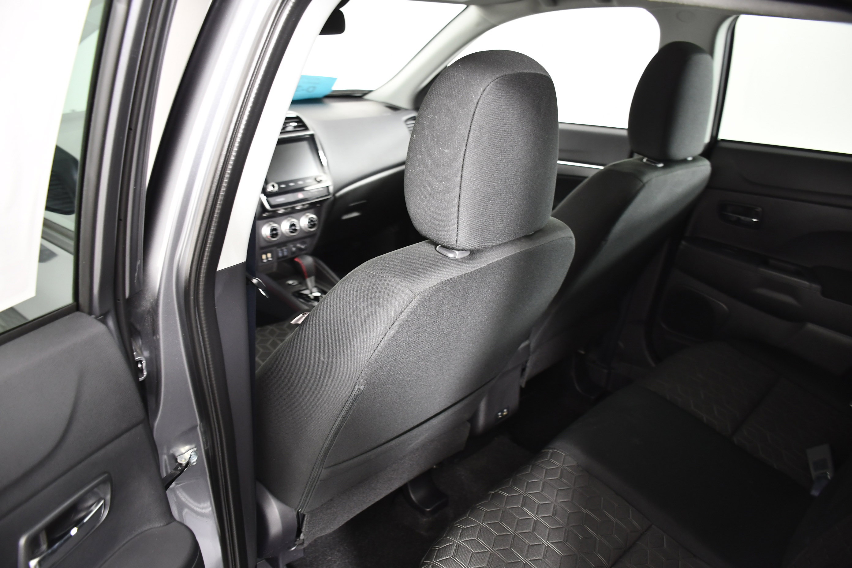 Used 2024 Mitsubishi Outlander Sport LE image 47