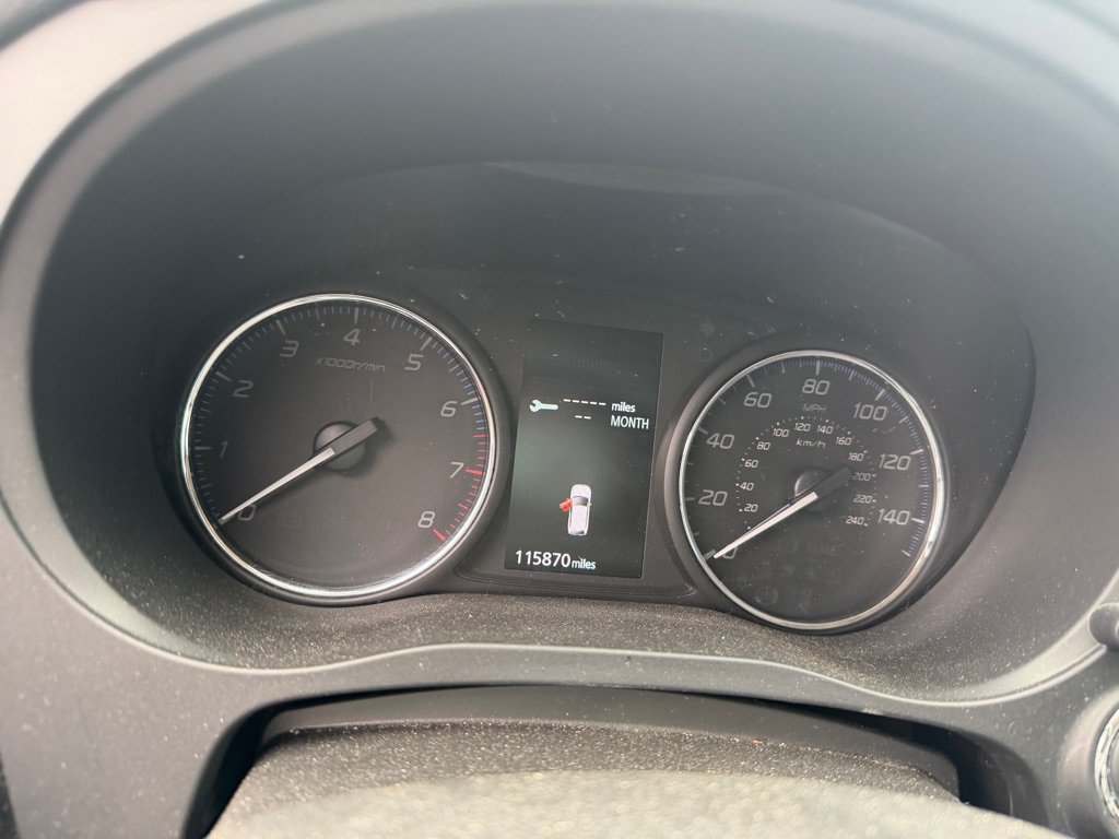 Used 2018 Mitsubishi Outlander SE AWD/4WD image 14
