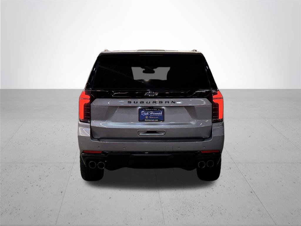 Used 2025 Chevrolet Suburban Z71 AWD/4WD image 11