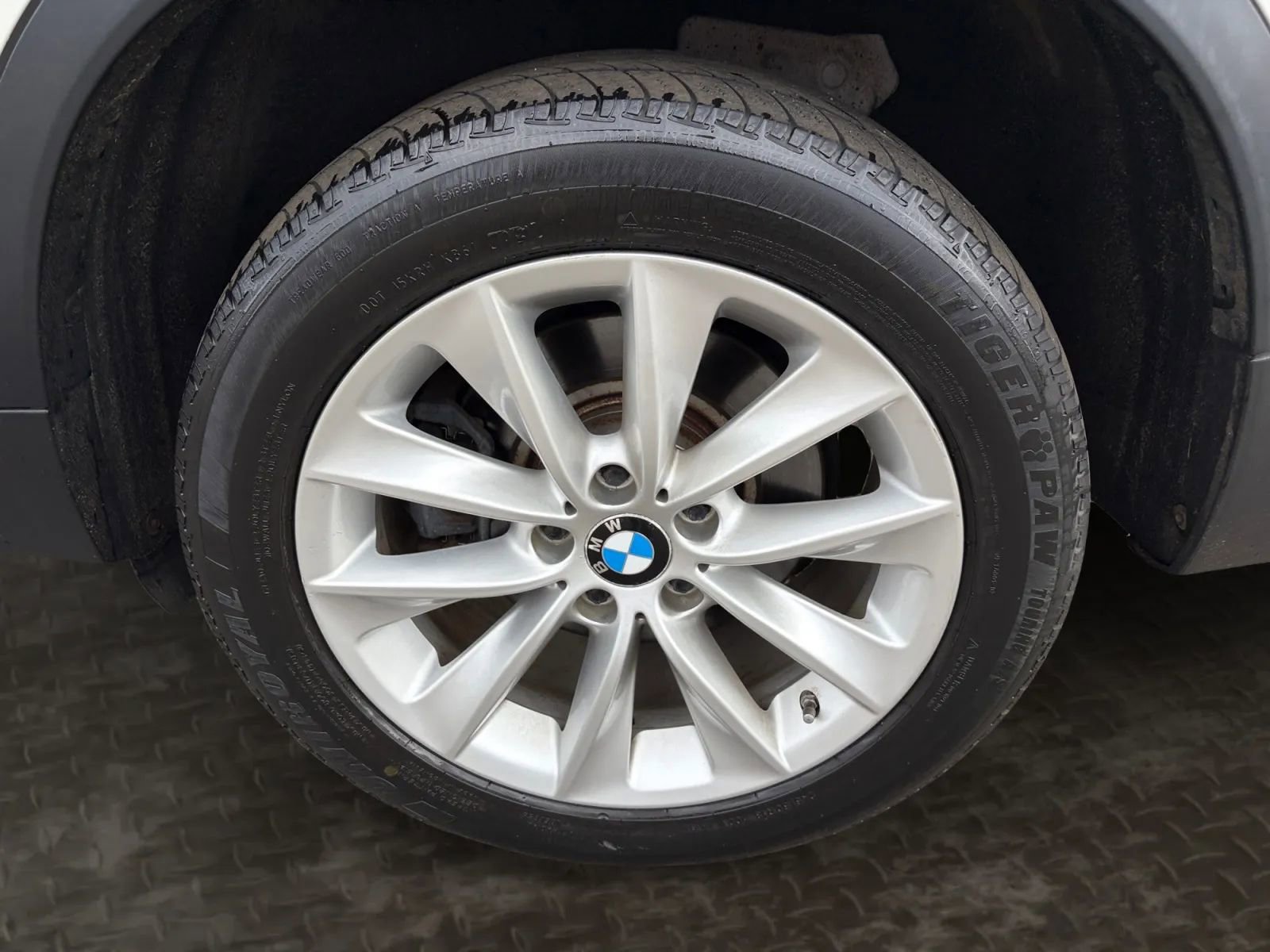 Used 2017 BMW X3 xDrive28i image 37