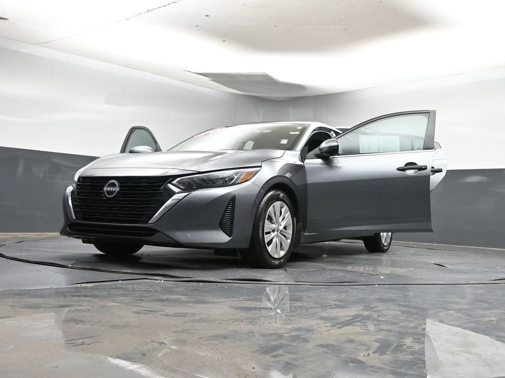 Used 2024 Nissan Sentra S FWD image 40