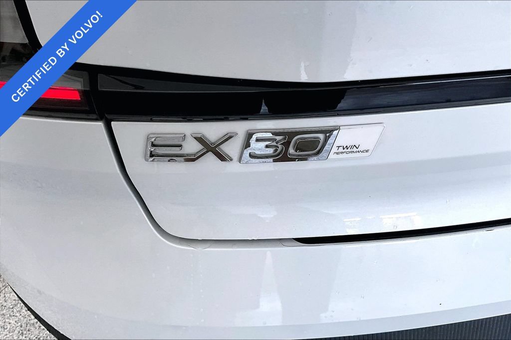 Certified 2025 Volvo EX30 Plus w/ Protection Package Premier AWD/4WD image 31