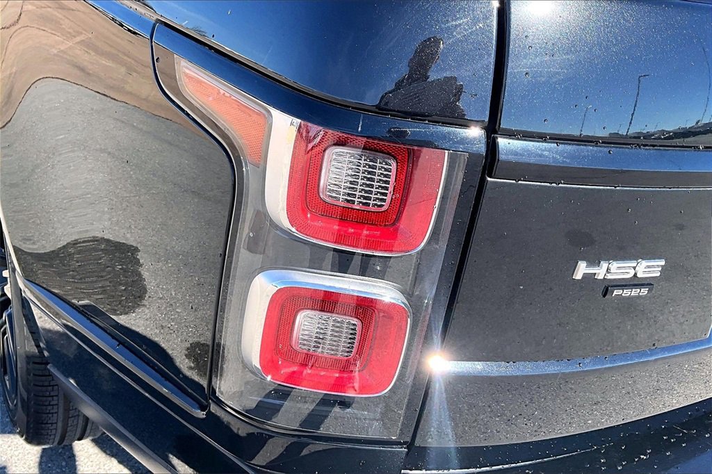 Used 2021 Land Rover Range Rover P525 Westminster Edition image 31