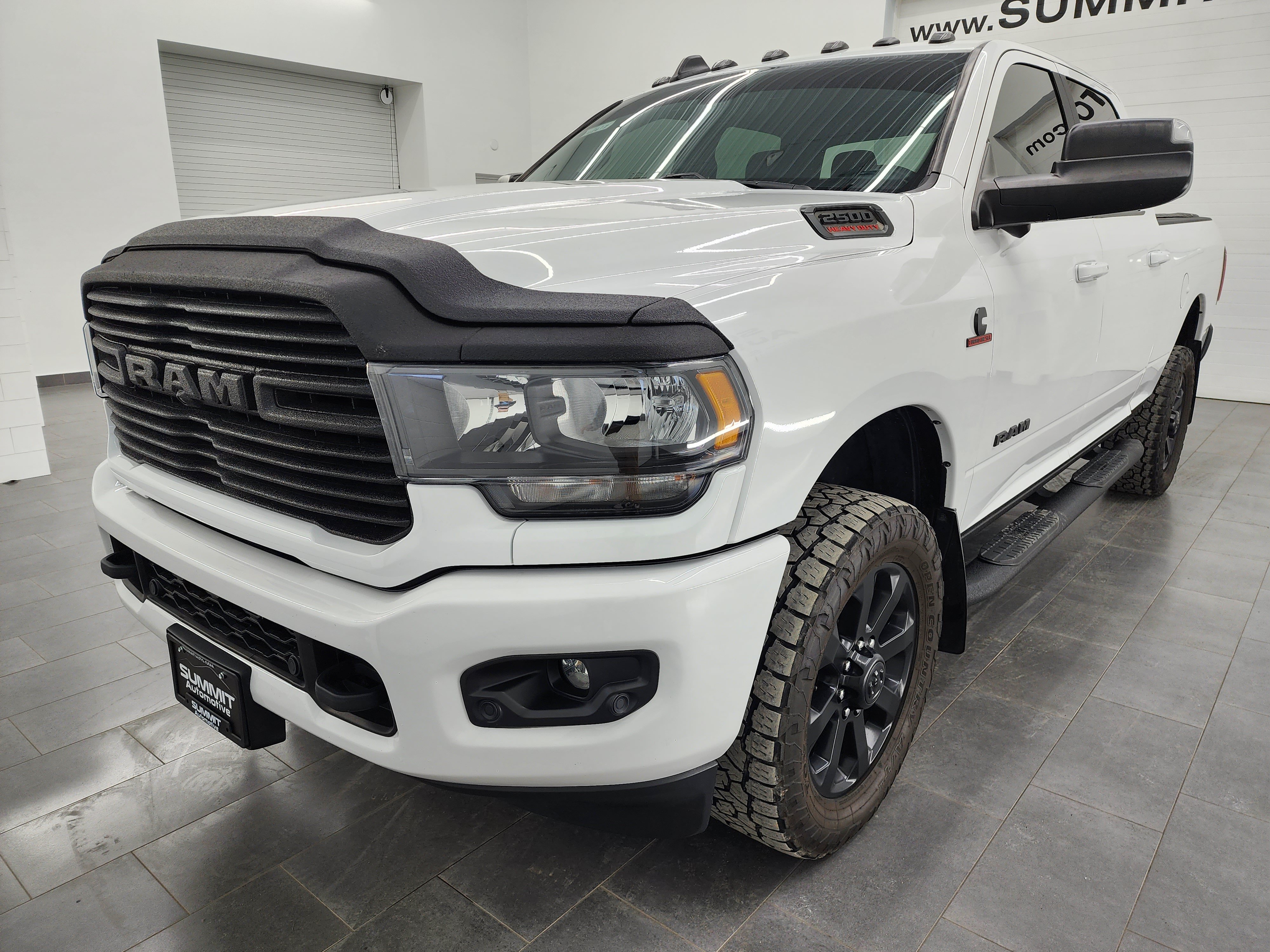 Used 2020 RAM 2500 Big Horn w/ Night Edition AWD/4WD image 7
